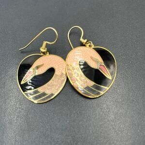 Roman Vintage Heart-Shaped Swan Cloisonné Black and Pink Pierced Dangle Earrings